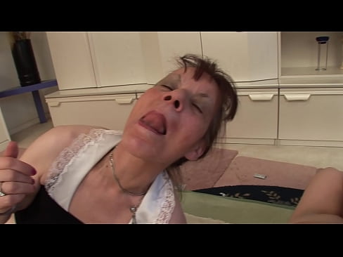 ❤️ Two grandmothers and one grandfather have a threesome Sex video at us en-us.quizfarmature.ru