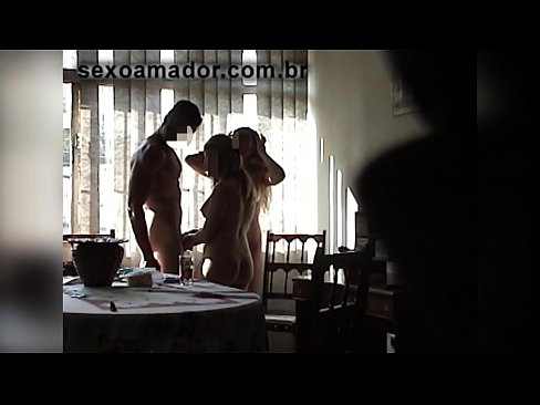 ❤️ Sex friends invite a giant man and a threesome with him Sex video at us en-us.quizfarmature.ru